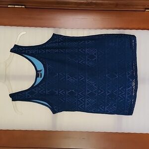 Tank cutout texture design. Fully lined. Cruel brand size large